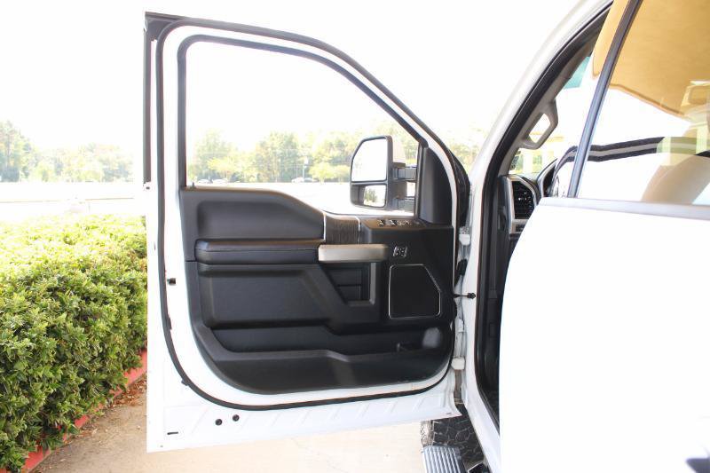 Used 2021 Ford F250 Lariat w/ Lariat Ultimate Package AWD/4WD image 27