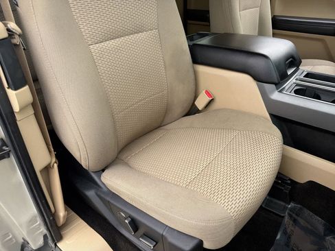 Used 2017 Ford F150 XLT w/ Equipment Group 302A Luxury image 22