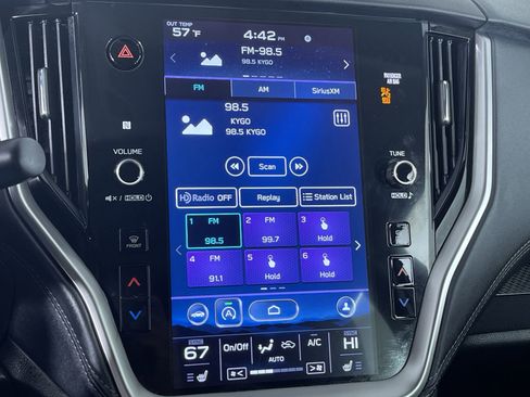 Used 2022 Subaru Outback Premium image 18