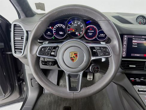 Used 2021 Porsche Cayenne GTS AWD/4WD image 12