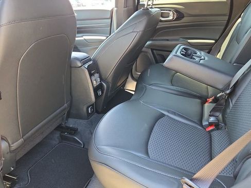 New 2026 Jeep Compass Latitude image 5