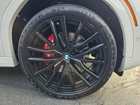 Used 2023 BMW X6 xDrive40i w/ M Sport Package image 9