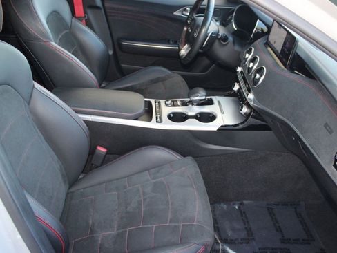 Used 2023 Kia Stinger GT2 w/ Option Group 015 image 33