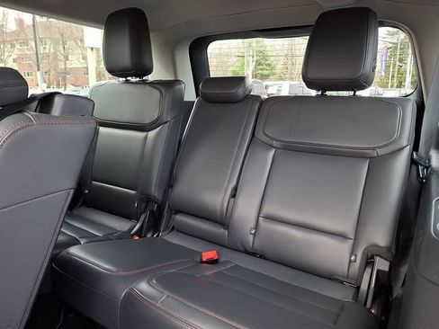 Used 2025 Ford Expedition Max Active AWD/4WD image 10