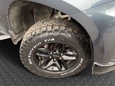 Used 2021 Chevrolet Silverado 1500 Custom Trail Boss image 32