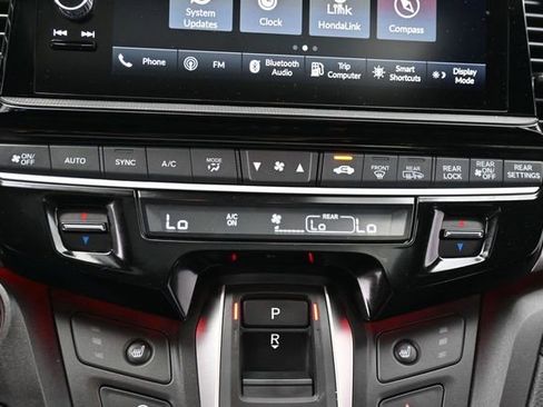 Used 2025 Honda Odyssey Sport-L image 21