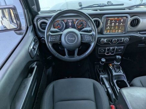 Used 2018 Jeep Wrangler Unlimited Sport S AWD/4WD image 16