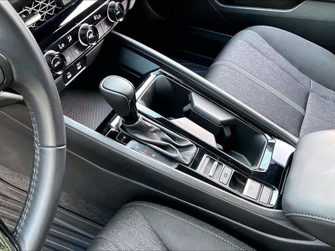 Used 2024 Honda Accord Sport image 13