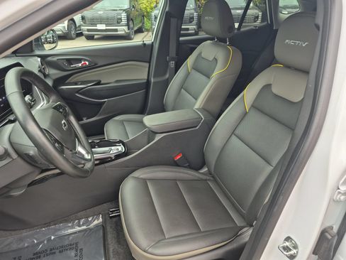 Certified 2025 Chevrolet Trax ACTIV w/ Driver Confidence Package FWD image 19