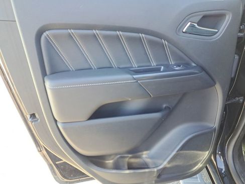 Used 2021 GMC Canyon Denali image 23