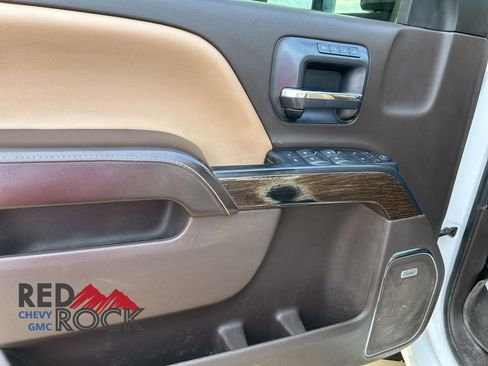 Used 2018 GMC Sierra 3500 Denali w/ Duramax Plus Package image 15