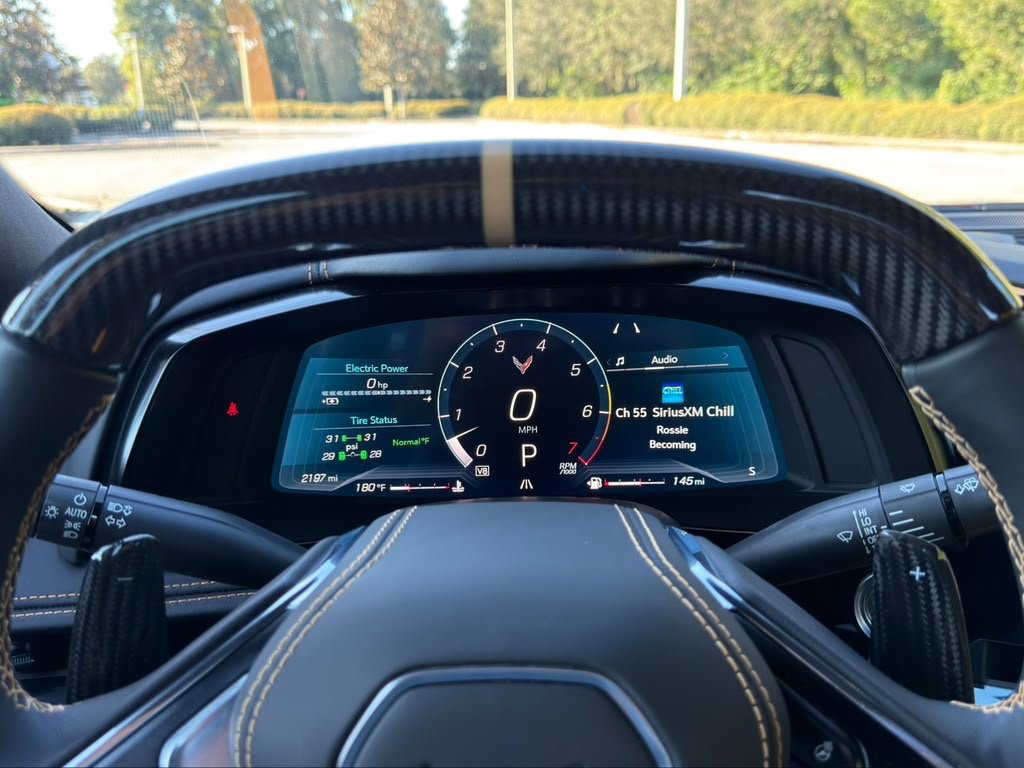 Used 2025 Chevrolet Corvette E-Ray w/ Stealth Interior Trim Package AWD/4WD image 18