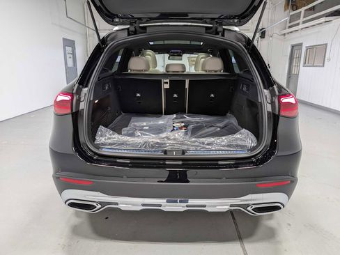 Used 2026 Mercedes-Benz GLC 300 4MATIC image 19