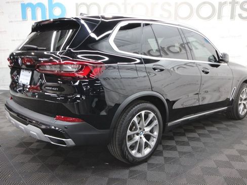 Used 2021 BMW X5 xDrive40i AWD/4WD image 11