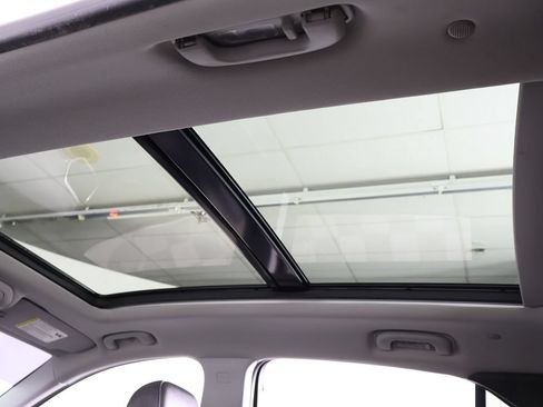 Used 2020 Chevrolet Equinox Premier FWD image 25