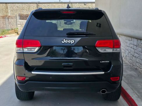 Used 2018 Jeep Grand Cherokee Limited image 4
