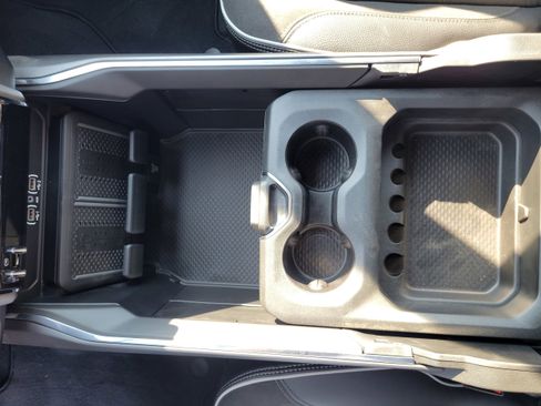 New 2025 RAM 2500 Laramie AWD/4WD image 28