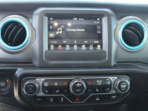 Used 2022 Jeep Wrangler Unlimited Sport AWD/4WD image 14