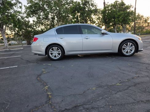 Used 2013 INFINITI G37 Journey w/ Premium Pkg RWD image 8