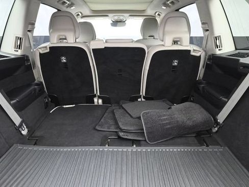 Used 2024 Volvo XC90 B6 Plus w/ Protection Package Premier AWD/4WD image 30