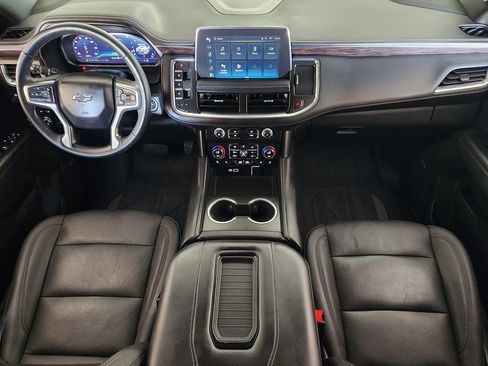 Used 2023 Chevrolet Tahoe Z71 w/ Luxury Package AWD/4WD image 34