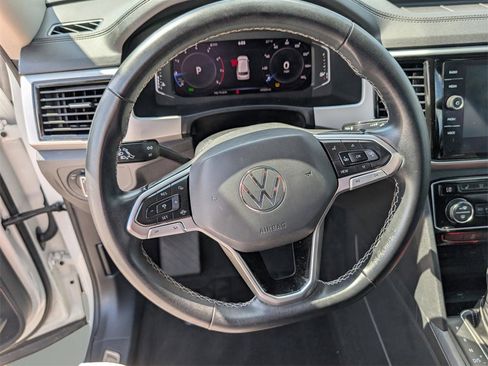 Used 2022 Volkswagen Atlas SE image 23