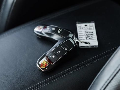 Used 2012 Porsche Cayenne Turbo AWD/4WD image 69