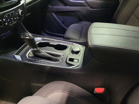 Used 2020 Chevrolet Traverse LS FWD image 26