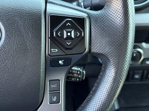 Used 2023 Toyota Tacoma TRD Off-Road w/ TRD Premium Off Road Package AWD/4WD image 36