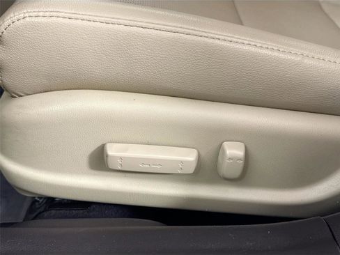 Used 2018 Acura ILX w/ Technology Plus Package image 34