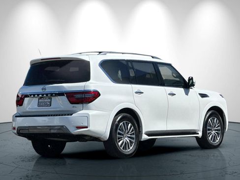 Used 2023 Nissan Armada SL w/ Captain's Chairs Package RWD image 4