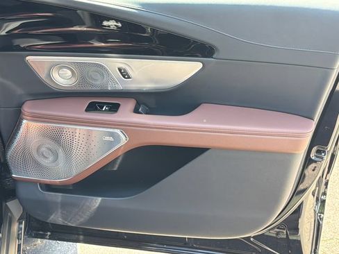 New 2026 Lincoln Nautilus Reserve AWD/4WD image 15