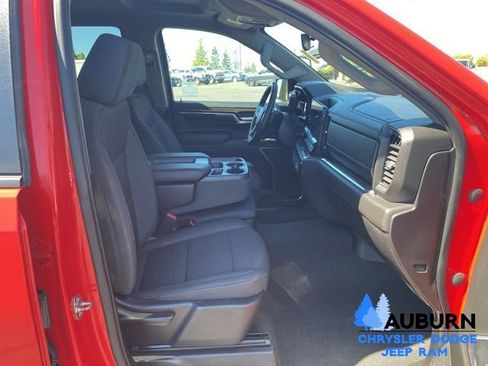 Used 2023 Chevrolet Silverado 1500 LT w/ Convenience Package II AWD/4WD image 13