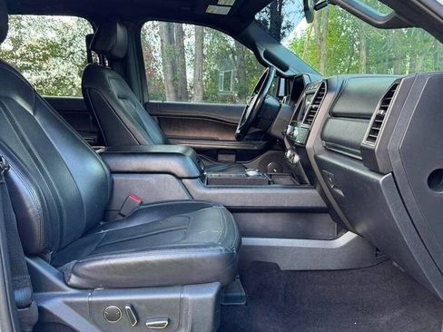 Used 2021 Ford Expedition Max Limited RWD image 15