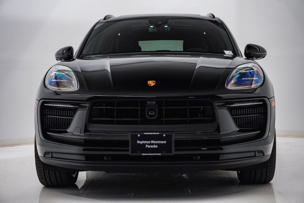 Certified 2026 Porsche Macan S AWD/4WD image 6