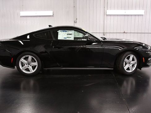 New 2026 Ford Mustang Coupe image 8