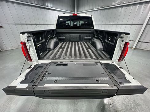 Used 2025 Ford F150 Platinum w/ Equipment Group 703A Plus image 21