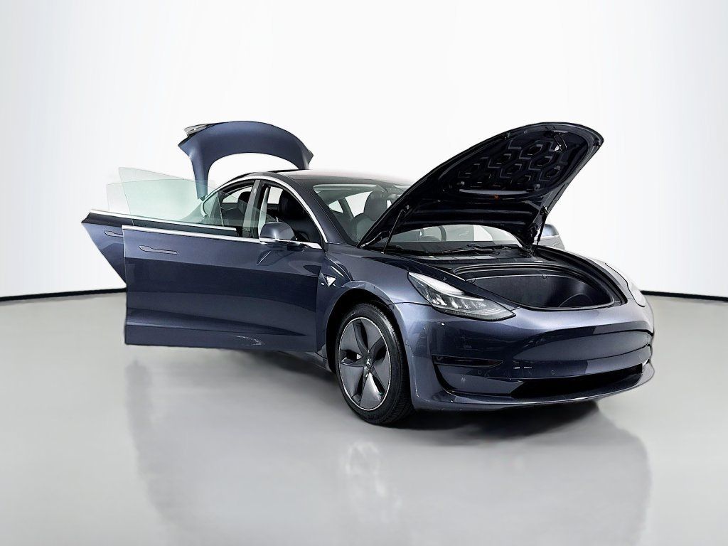 Used 2018 Tesla Model 3 Mid Range RWD image 27