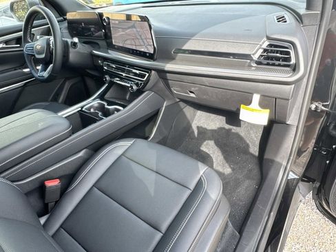 New 2026 Chevrolet Traverse LT w/ Driver Confidence Package image 10