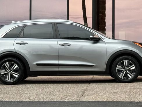 Used 2022 Kia Niro LXS image 15