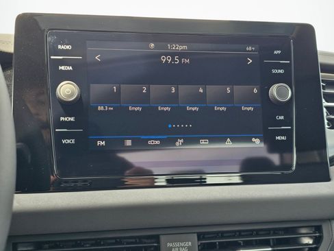 New 2026 Volkswagen Jetta SE FWD image 27