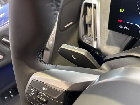 New 2026 BMW iX xDrive45 w/ M Sport Package image 22