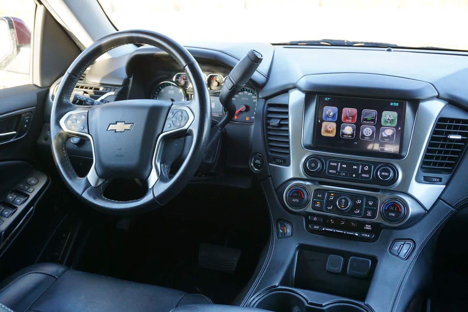 Used 2020 Chevrolet Suburban LT AWD/4WD image 6