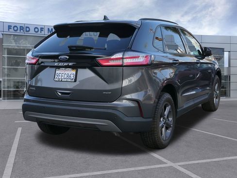 Used 2023 Ford Edge SEL w/ Sport Appearance Package image 4
