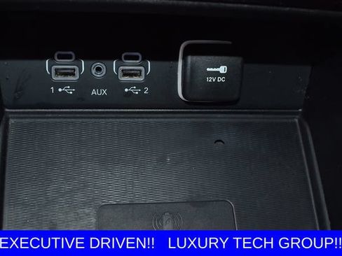Used 2023 Jeep Grand Cherokee L Limited w/ Luxury Tech Group II AWD/4WD image 30