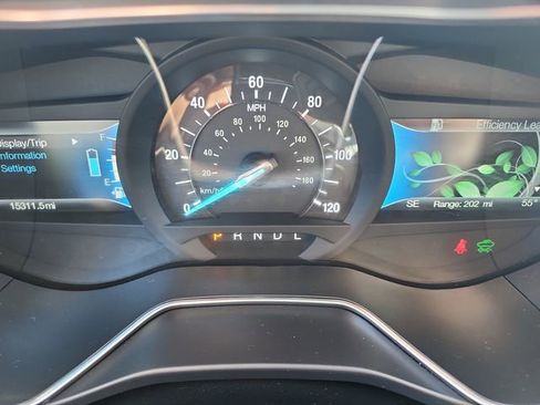 Used 2017 Ford Fusion S image 9