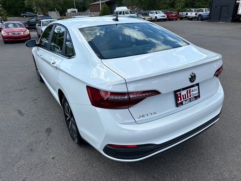 Used 2024 Volkswagen Jetta S image 8