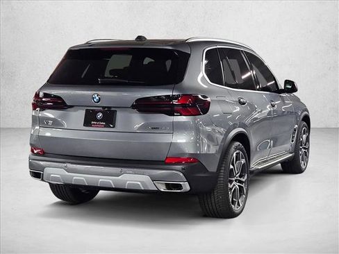 Used 2026 BMW X5 xDrive40i w/ Climate Comfort Package AWD/4WD image 5