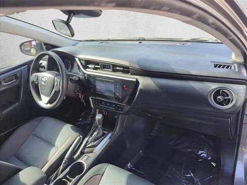 Used 2019 Toyota Corolla LE image 24
