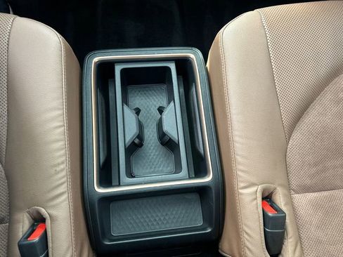 Used 2024 Toyota Grand Highlander AWD Hybrid image 18